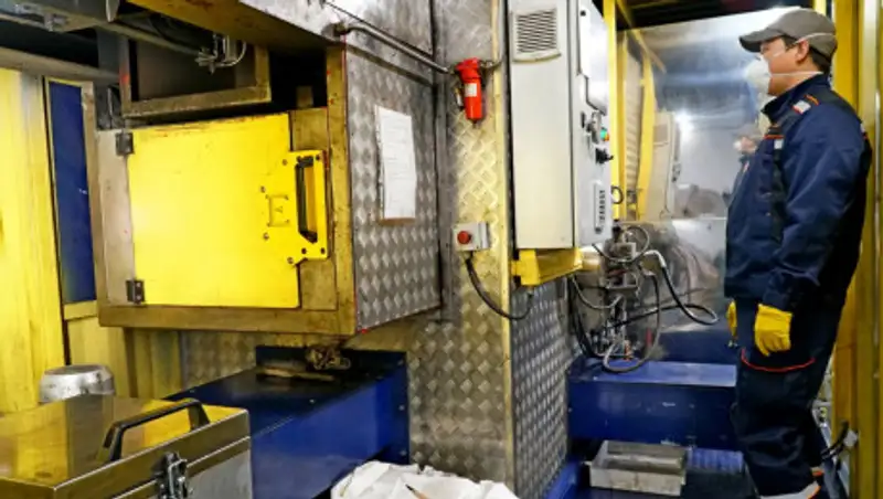 Температура - 1250 градусов. В столице утилизируют маски и перчатки