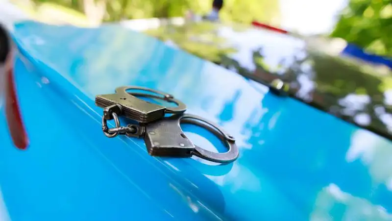 В Таразе мужчина открыл стрельбу в кафе