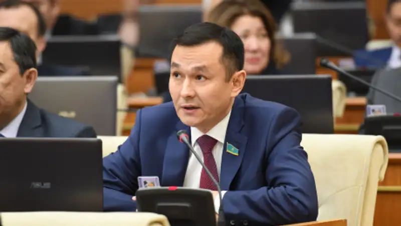 Коммунистическая народная партия Казахстана намерена участвовать в выборах