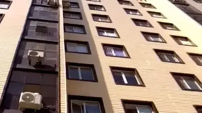 Жители "Шымсити" бояться оставаться в своих новых квартирах из-за трещин, фото - Новости Zakon.kz от 29.03.2023 08:09