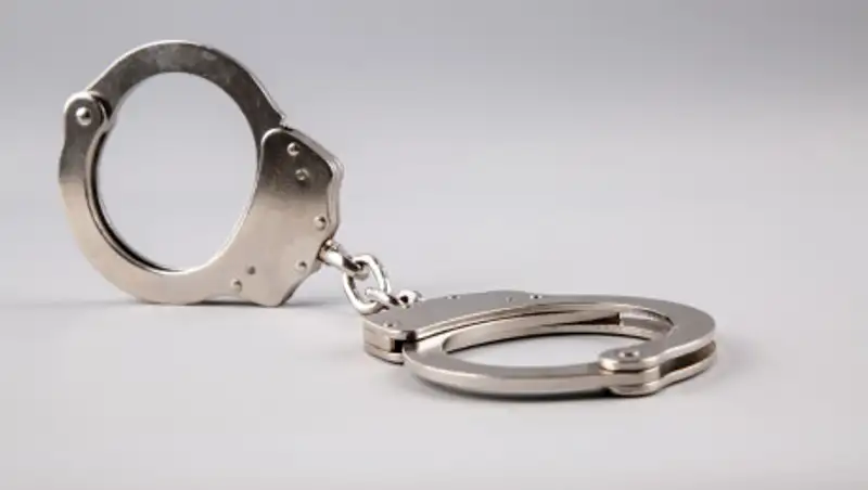 Вменяют изнасилование. Арестован мужчина, взявший в заложницы жену