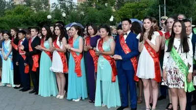 Zakon.kz, фото - Новости Zakon.kz от 18.06.2015 03:28