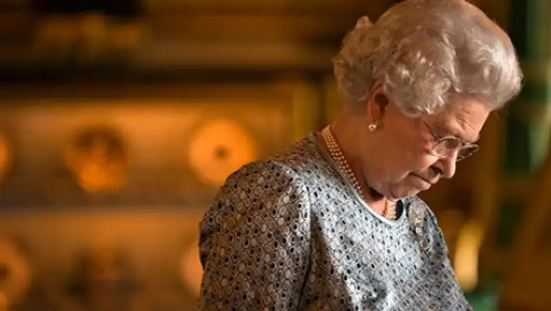 Елизавету II уличили в нарушении закона