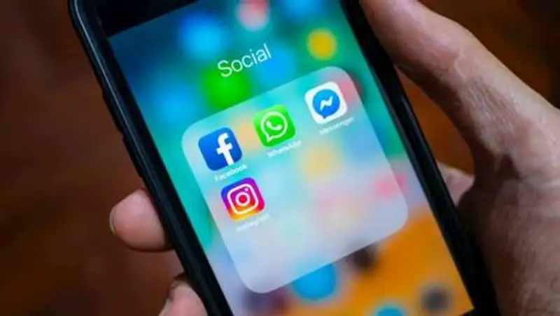 Facebook объединил чаты Instagram и Messenger