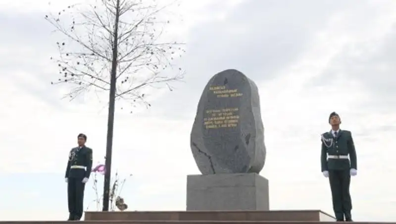 Государственный секретарь в Актобе почтила память жертв политических репрессий