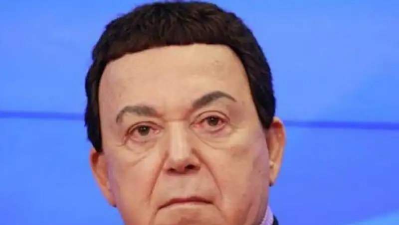 Сестра Кобзона опровергла слухи о том, что артист впал в кому