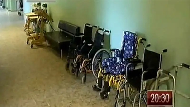 В Астане проверяют доступность учреждений для людей с ограниченными возможностями