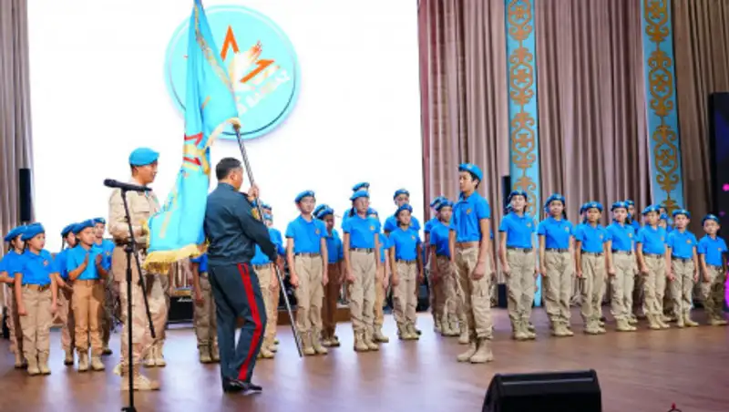 Юные патриоты пополнили ряды движения "Жас Сарбаз"