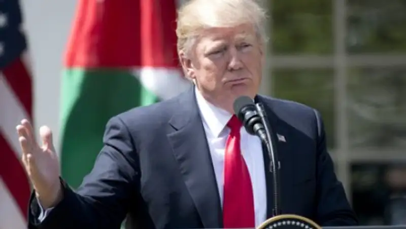 Трамп объяснил Конгрессу цель удара по сирийской авиабазе