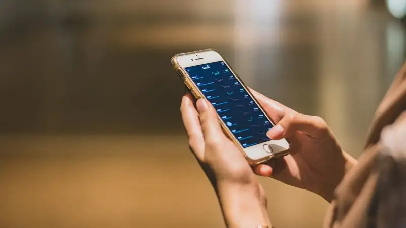 WhatsApp разрешил редактировать сообщения после отправки