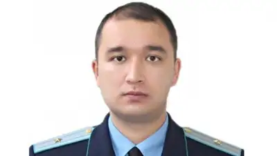 otyrar.kz, фото - Новости Zakon.kz от 17.04.2019 10:29