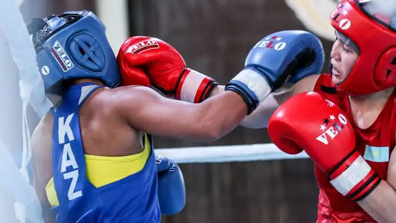 "Золото" без боя взяла казахстанская боксерша на турнире в Венгрии