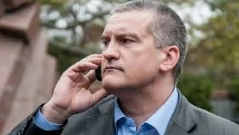 Аксенов: власти Крыма готовы запретить требовать возвращения кредитов украинских банков