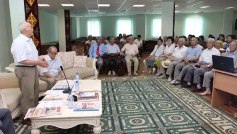 Актюбинская творческая интеллигенция обсудила программу «Рухани жаңғыру» 