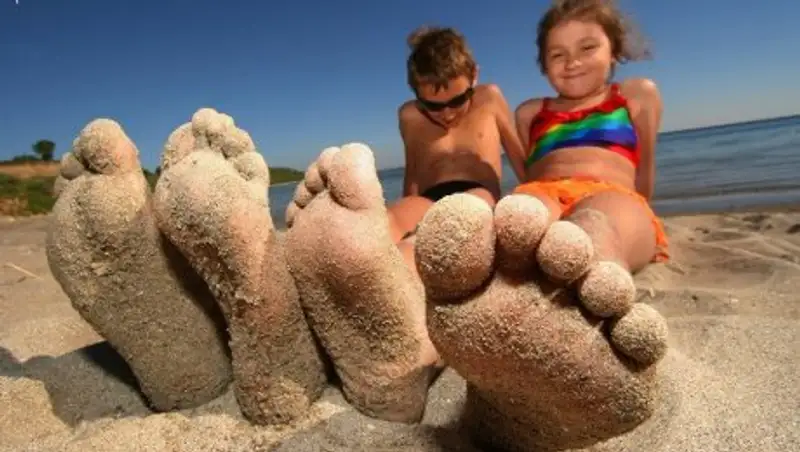 Дарига Назарбаева поручила максимально занять детей на летних каникулах