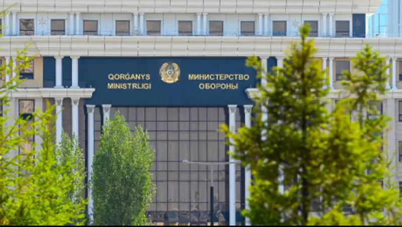 Задействованному в борьбе с COVID-19 медперсоналу разъяснили нормы поддержки