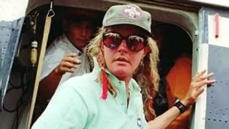 Выжившая в легендарной экспедиции на Эверест погибла при падении с лестницы