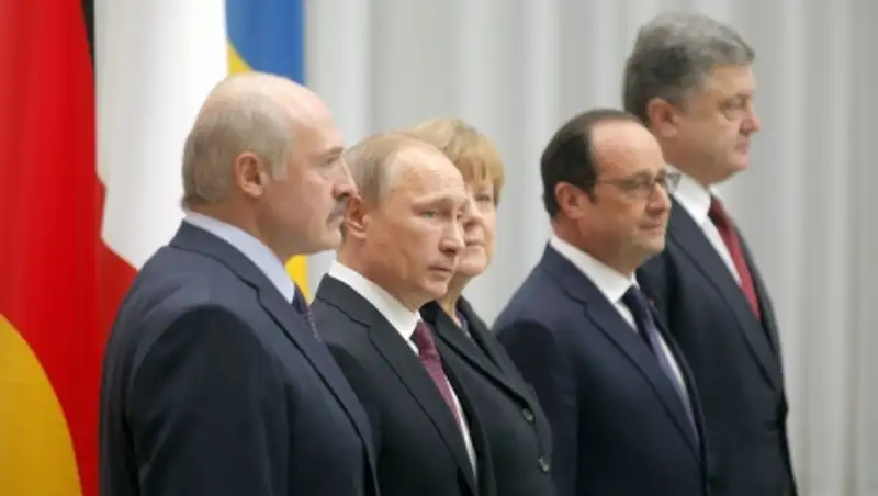 На переговорах в Минске осталось согласовать два документа