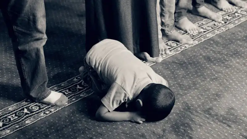 Брал за уроки по 100 тысяч тенге: житель Туркестанской области нелегально обучал детей религии