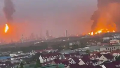 пожар на заводе в Китае, фото - Новости Zakon.kz от 18.06.2022 09:54