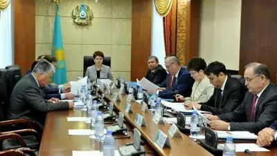 п/служба сената, фото - Новости Zakon.kz от 05.06.2018 13:04