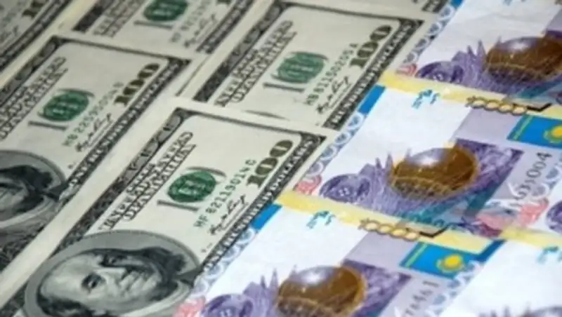 Тенге продолжает ослабление