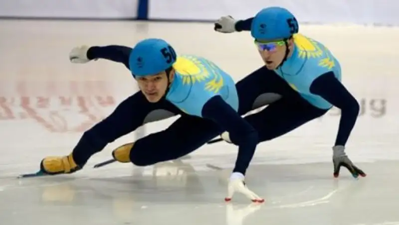 Казахстанец вошел в тройку лидеров этапа Кубка мира по шорт-треку