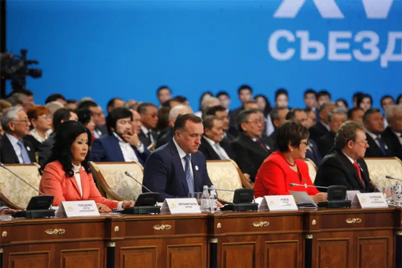 XV внеочередной съезд партии «Нур Отан» XV внеочередной съезд партии «Нур Отан», фото - Новости Zakon.kz от 19.10.2013 00:52