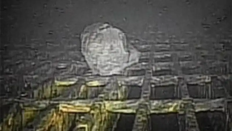 Японские СМИ опубликовали первые кадры из атомного реактора аварийной АЭС "Фукусима-1"