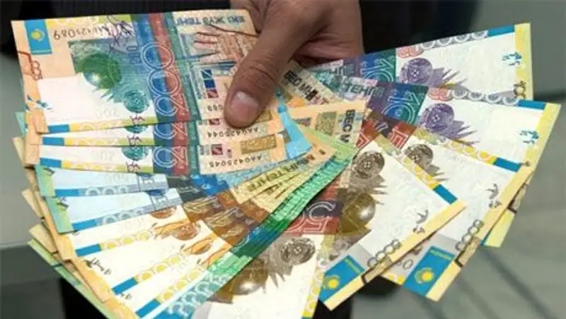 По итогам 1 квартала 2014 г налоговики Алматы обеспечили в бюджет более 295 млрд.тенге