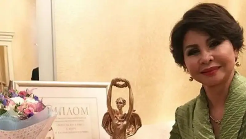 Лукашенко вручил специальную награду Рымбаевой