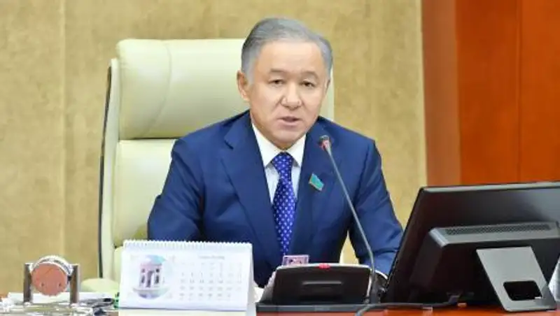 Нигматулин: Принятый бюджет будет играть определяющую роль в развитии страны