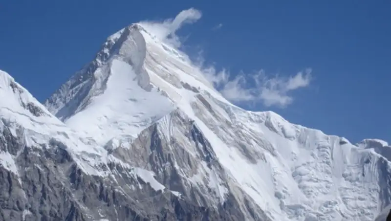 Эксперт высказался о трудностях в поисках пропавших альпинистов