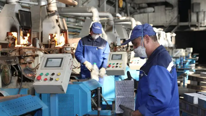 Кто предоставляет данные о трудовом стаже трудящихся из ЕАЭС в Казахстане