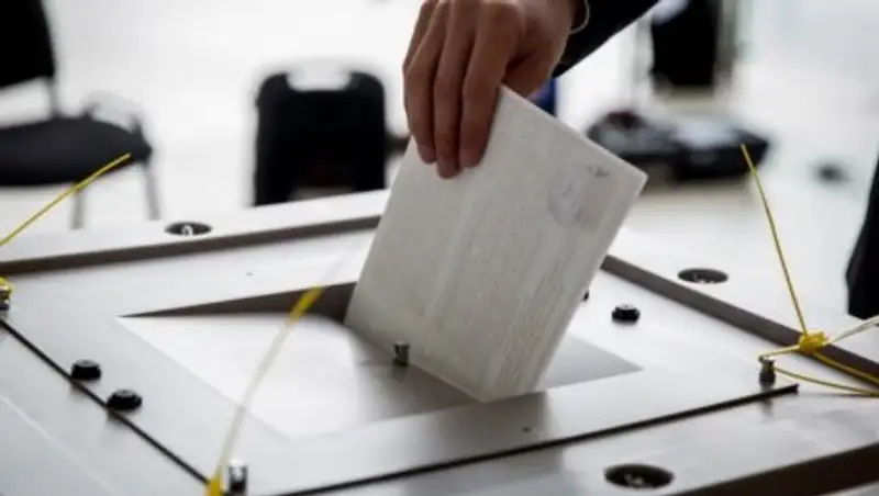 Социалисты сохраняют лидерство на выборах в парламент Молдавии