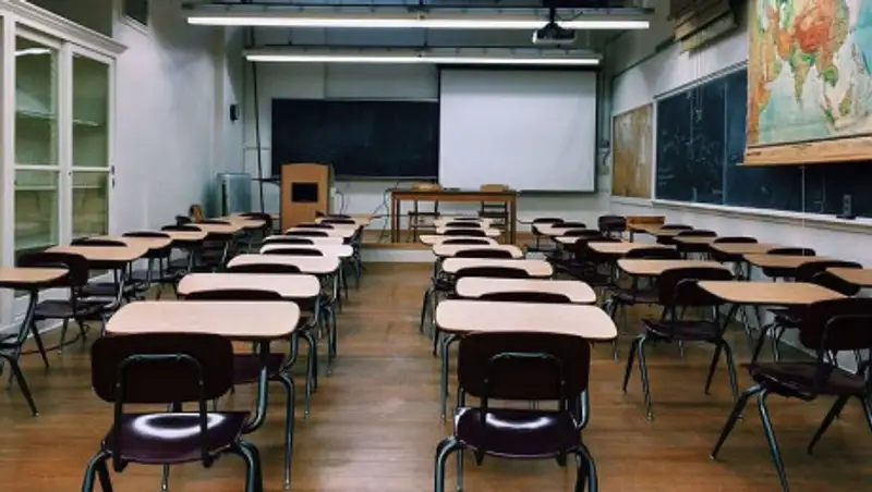 Могут ли осенью закрыть школы для младших классов