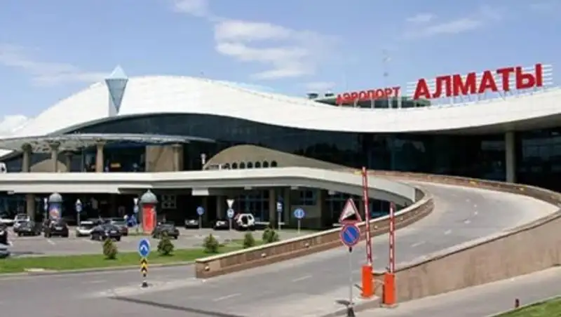 В аэропорту Алматы по разным причинам задержан 21 авиарейс