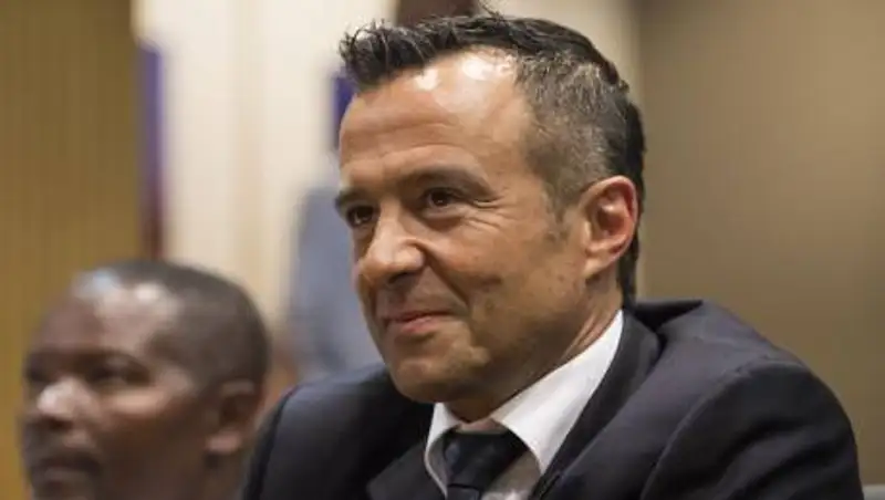 Родственники футболистов не смогут быть их агентами