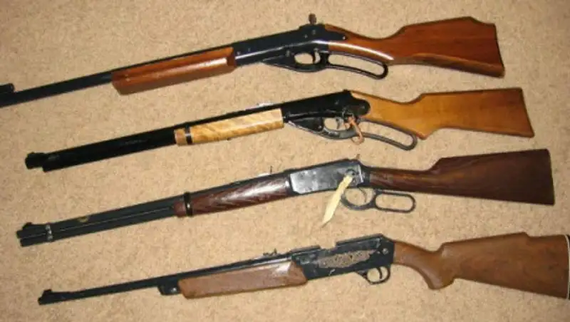23 единицы оружия сдали в полицию жамбылцы