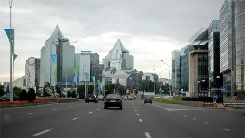 Аким Алматы ознакомился с новой концепцией развития проспекта Аль-Фараби