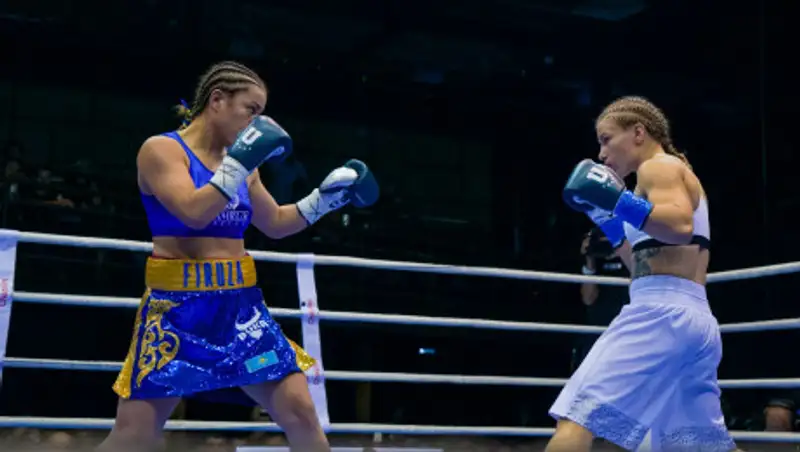 Рой Джонс-младший посетит бой Шарипова - Куценко