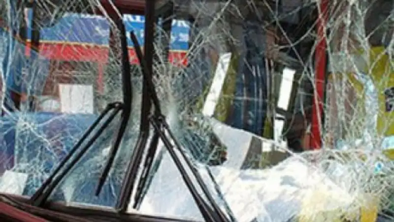 В Китае перевернулся автобус: погибли девять человек