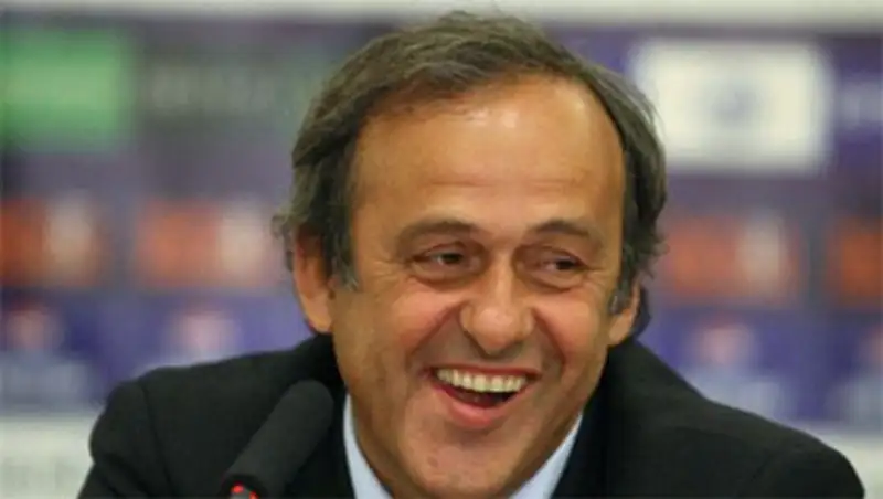 Главу УЕФА обвинили в коррупции