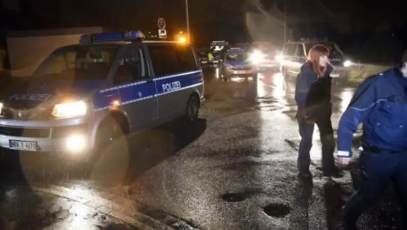 В Германии семеро мигрантов обвиняются в поджоге бездомного