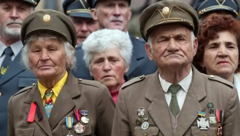 Порошенко приравнял участников ОУН-УПА к ветеранам ВОВ