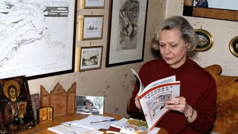 В Москве под колесами электрички погибла внучка Никиты Хрущева