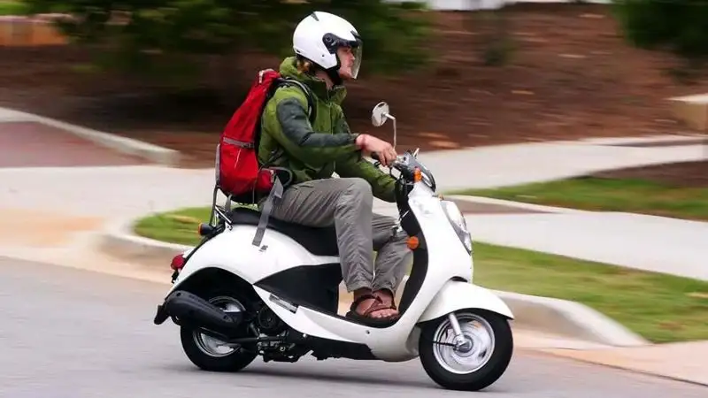 Полиция о водителях мопедов: Для них будто не существует ПДД и инстинкта самосохранения