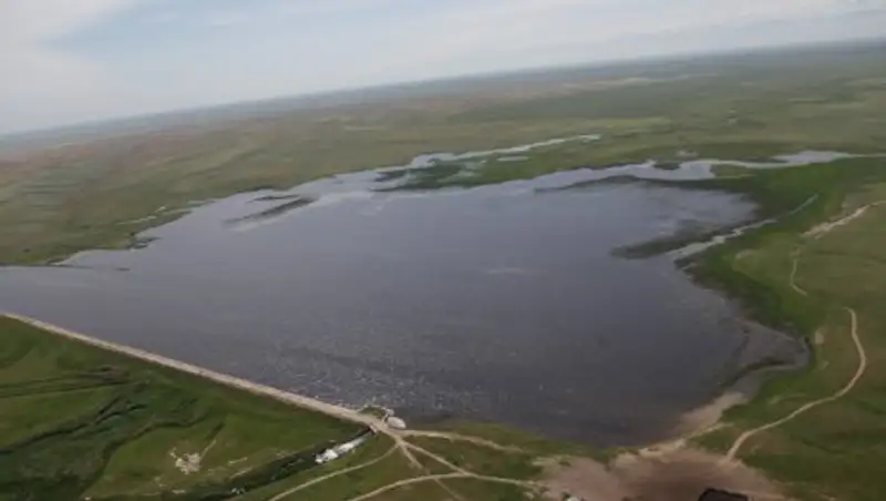 Аким Жамбылской области совершает облет паводкоопасных зон региона