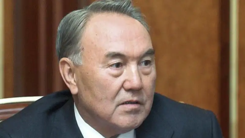 Зарплата госслужащих со следующего года вырастет наполовину