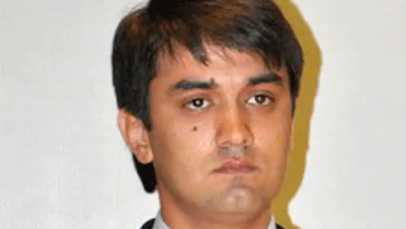 Президент Таджикистана назначил сына главным таможенником